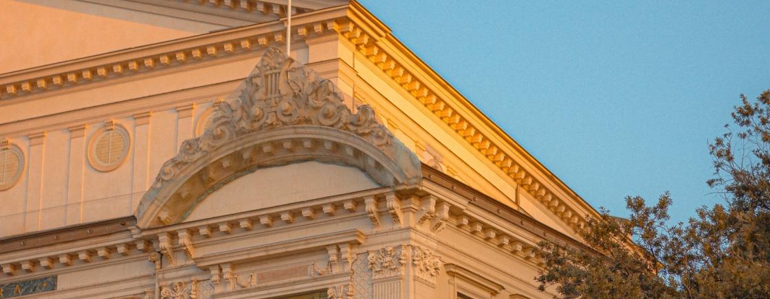 DÉCOUVERTE DU VIEUX-NICE : HISTOIRE, RUELLES ET TRÉSORS CACHÉS